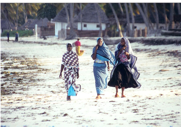 jambiani - 3 beach ladies