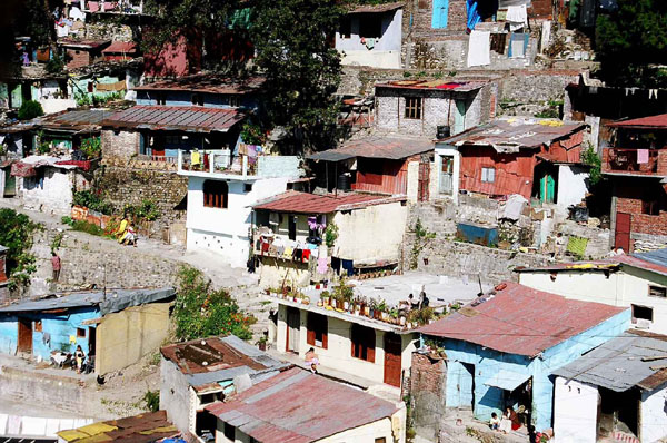 Nainital - hillside houses 3