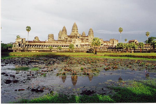 Ankor Wat - pond view