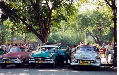 Havana - cars in park