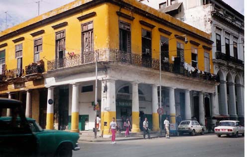 Havana - yellow building